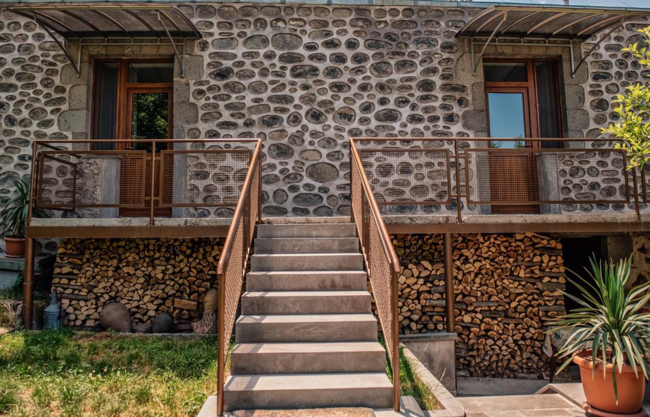 Hayi Tun Guest House Goris Εξωτερικό φωτογραφία