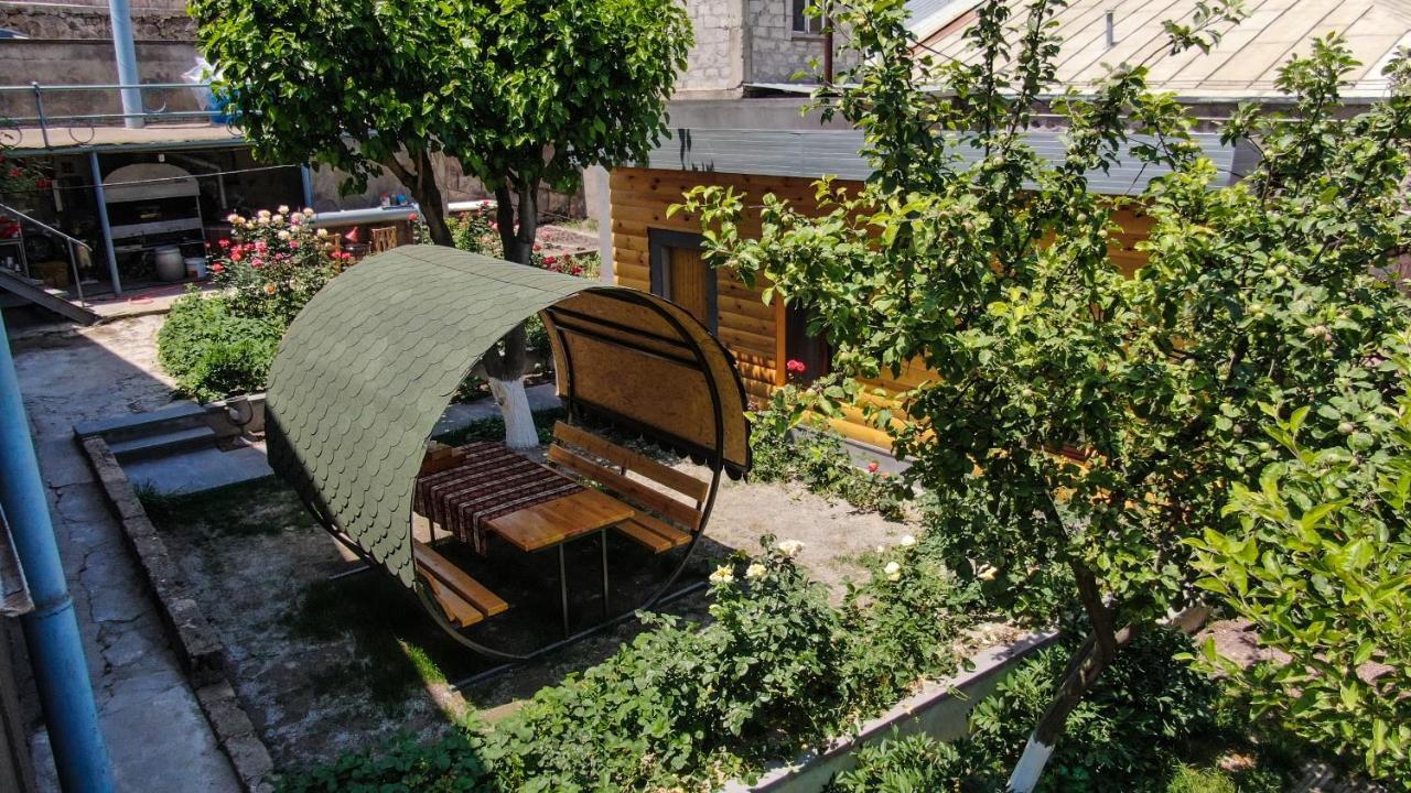 Hayi Tun Guest House Goris Εξωτερικό φωτογραφία