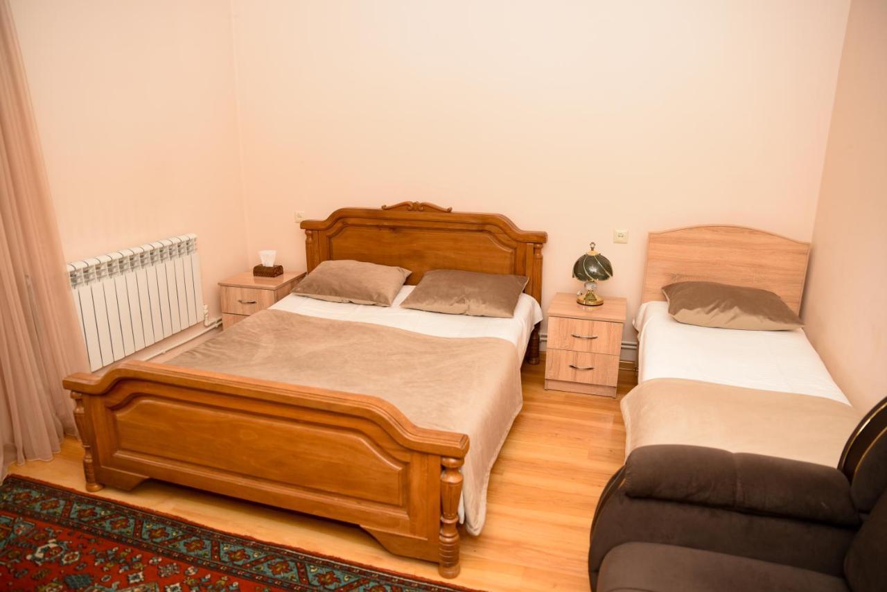 Hayi Tun Guest House Goris Εξωτερικό φωτογραφία