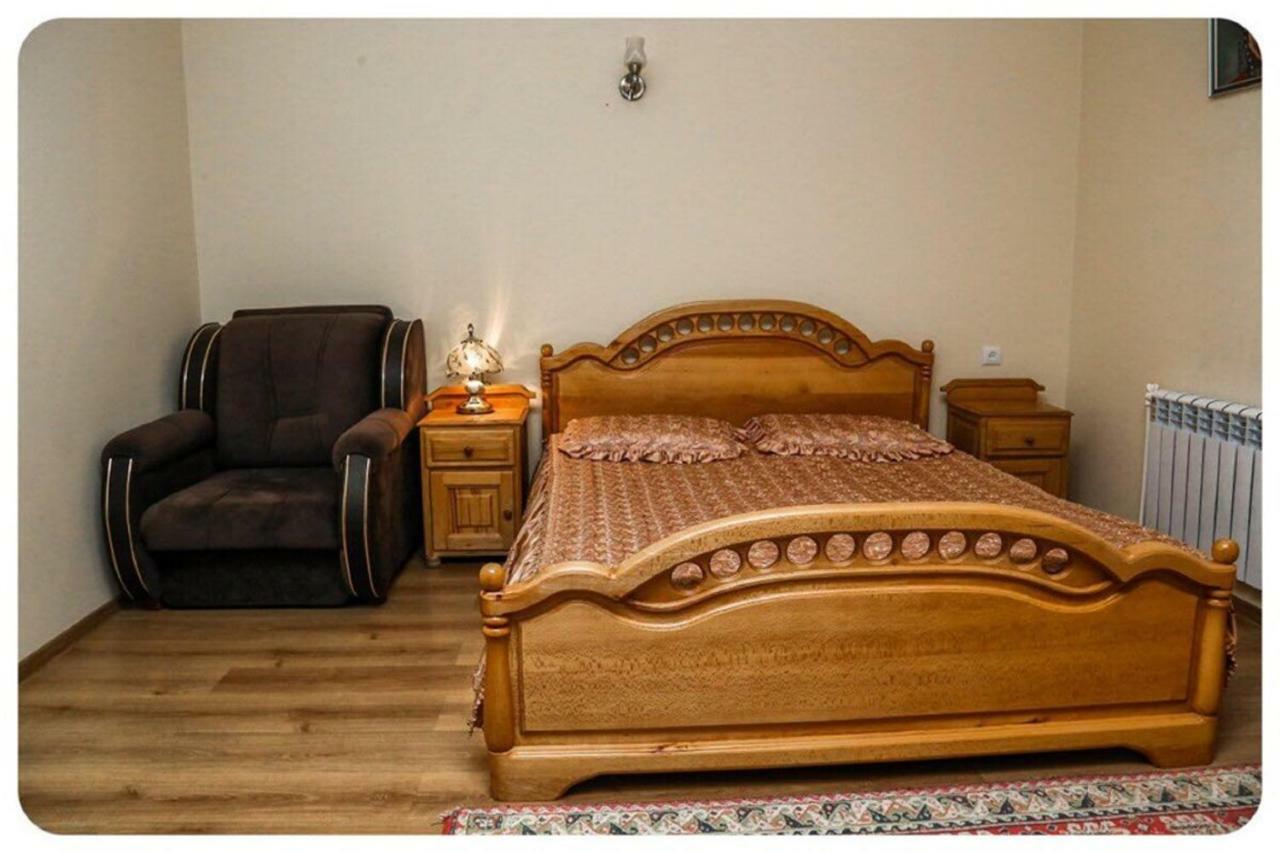 Hayi Tun Guest House Goris Εξωτερικό φωτογραφία